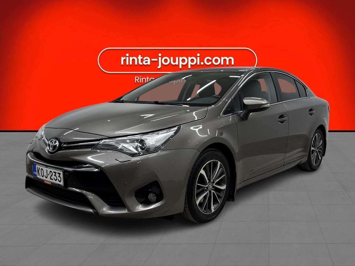 TOYOTA Avensis 2017