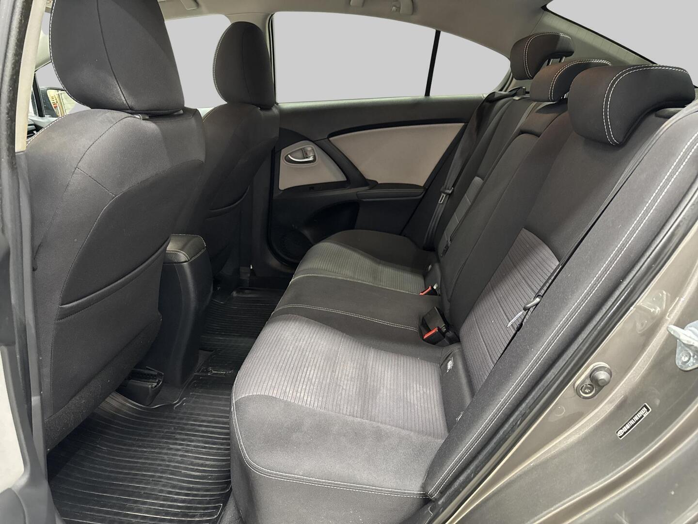 TOYOTA Avensis 2017