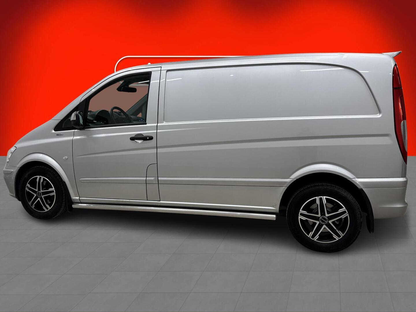 MERCEDES-BENZ Vito 2012