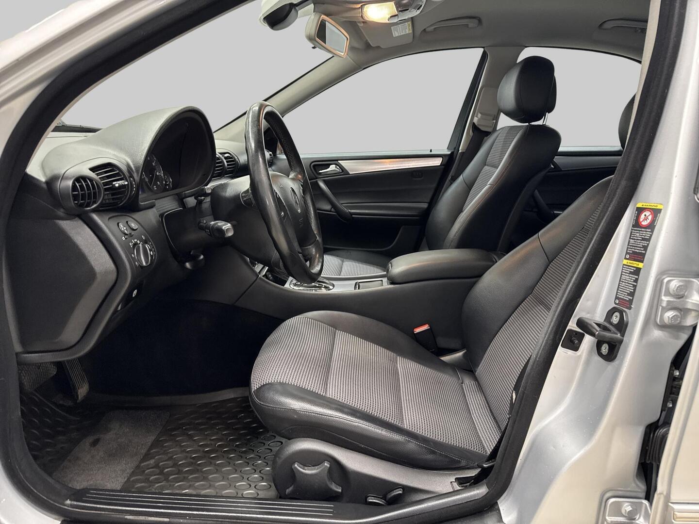 MERCEDES-BENZ C 2007