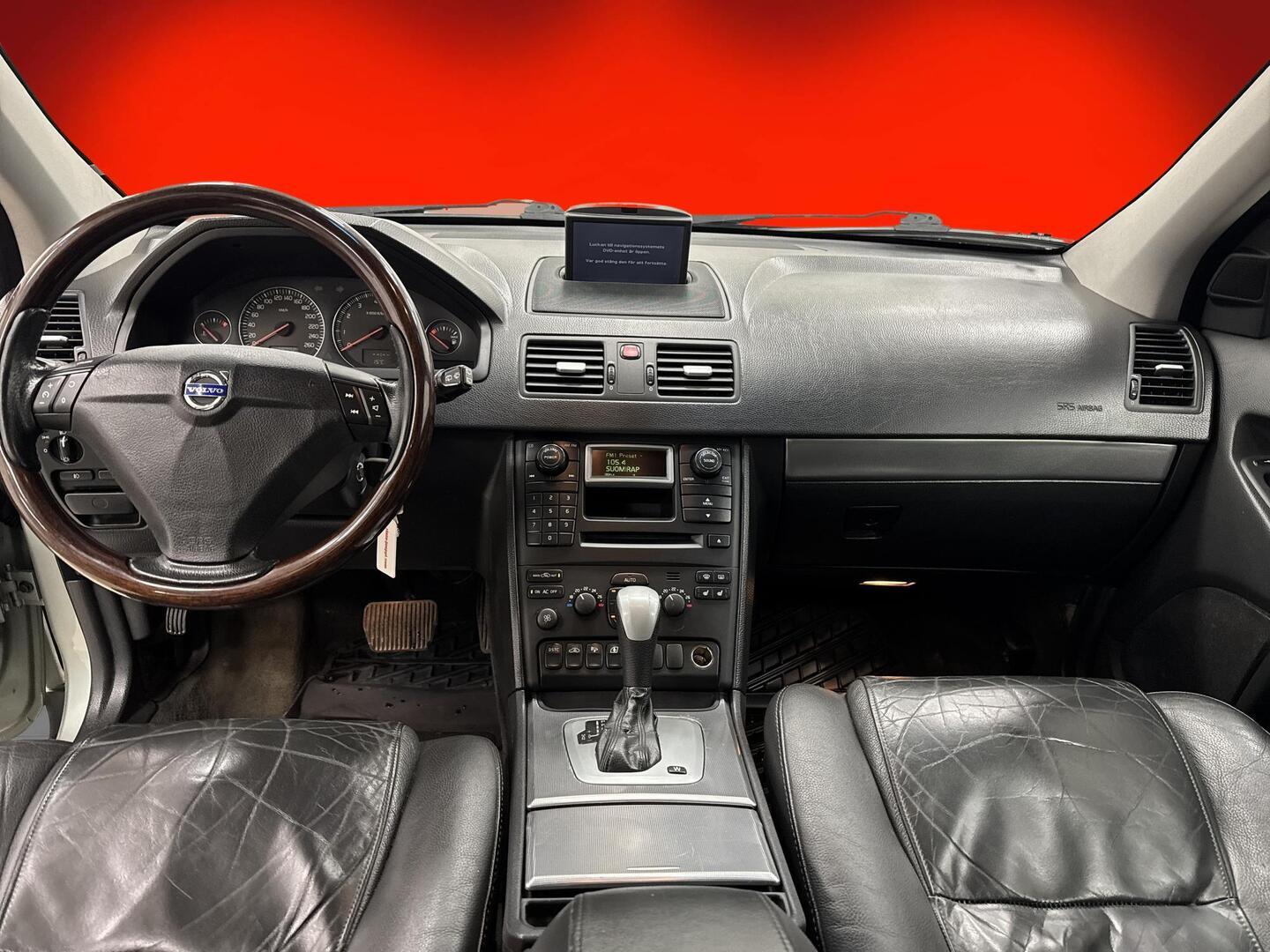 VOLVO XC90 2002