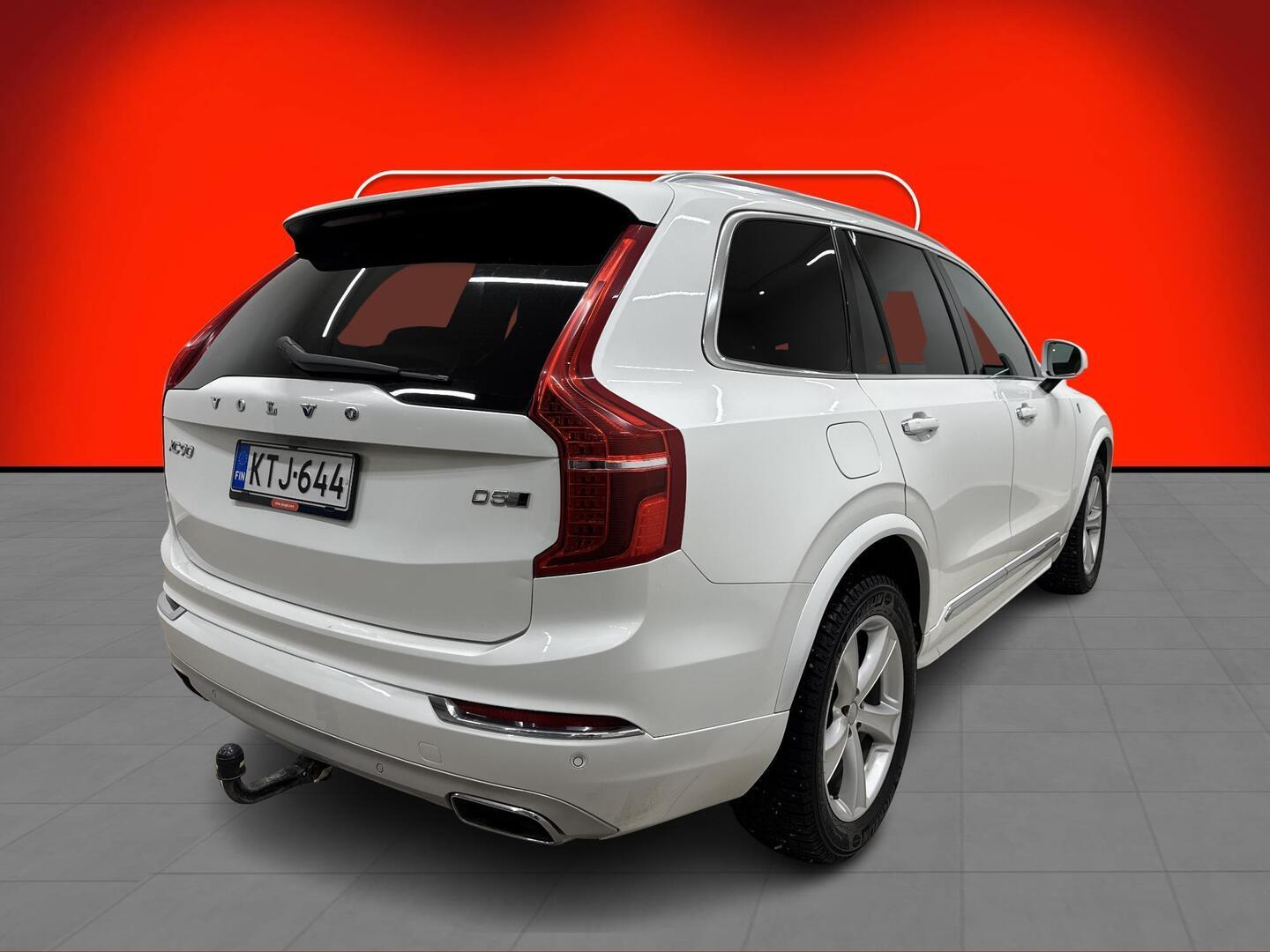 VOLVO XC90 2015