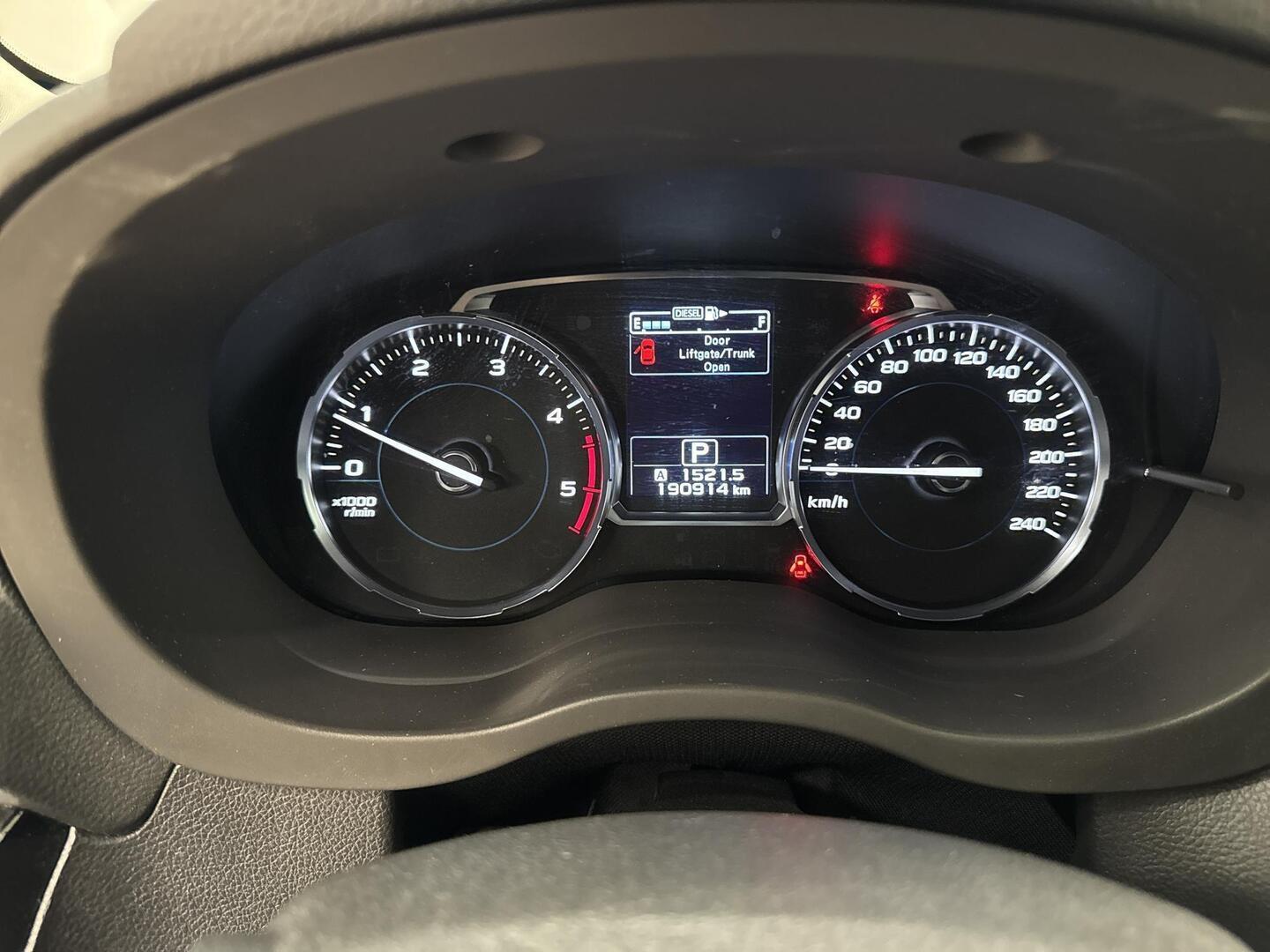 SUBARU Forester 2016