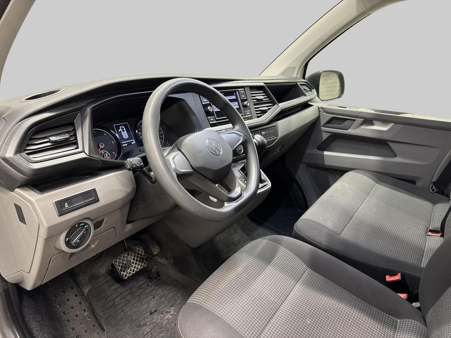 VOLKSWAGEN Transporter 2021