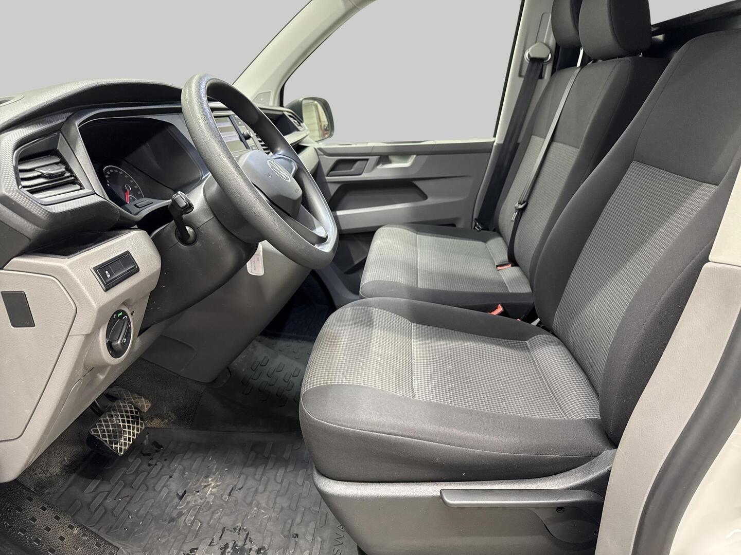 VOLKSWAGEN Transporter 2021