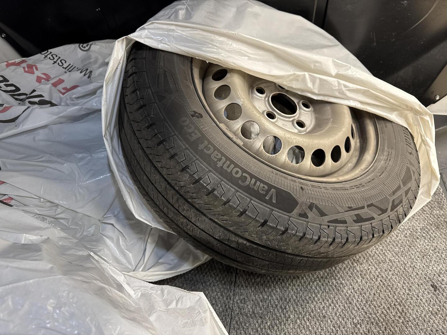 VOLKSWAGEN Transporter 2021