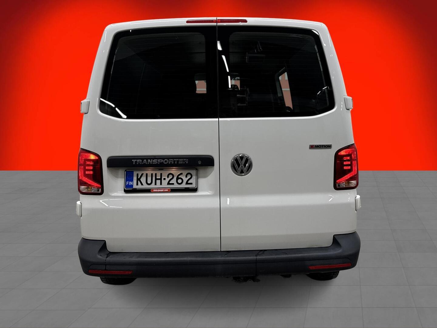VOLKSWAGEN Transporter 2021