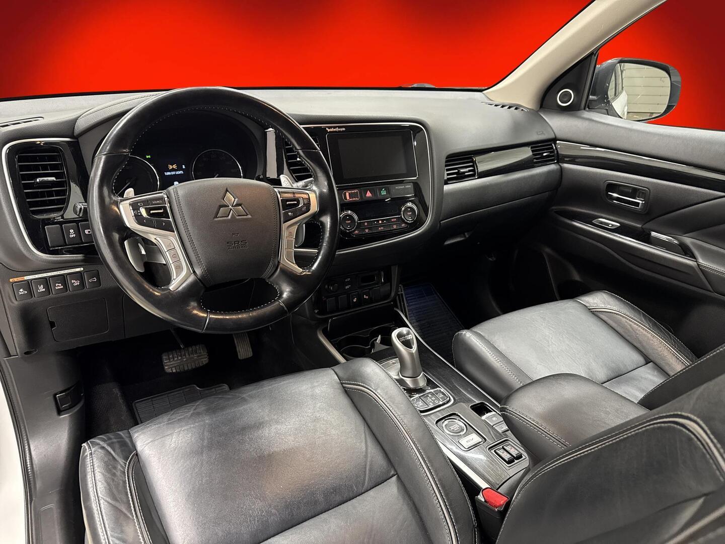 MITSUBISHI Outlander PHEV 2018