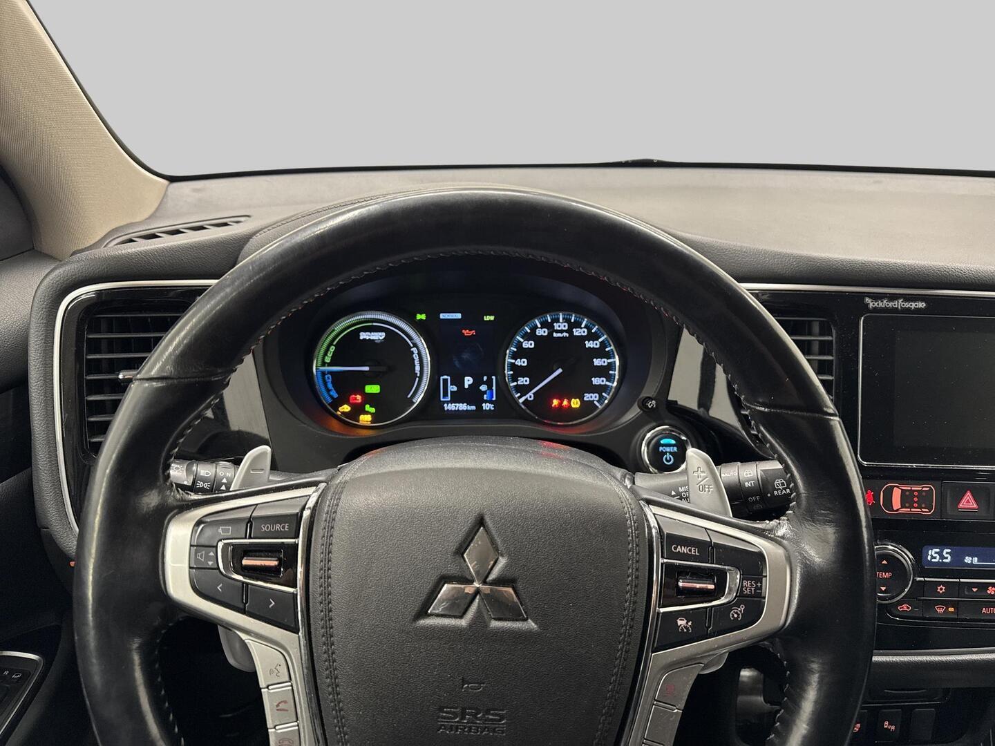 MITSUBISHI Outlander PHEV 2018