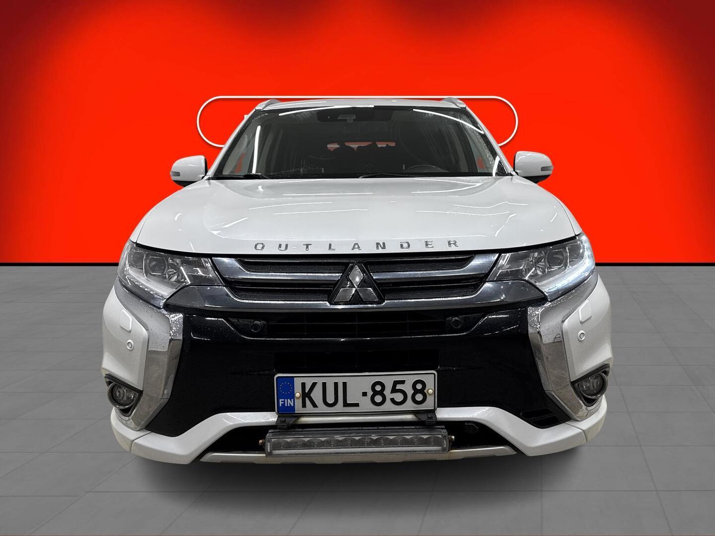 MITSUBISHI Outlander PHEV 2018