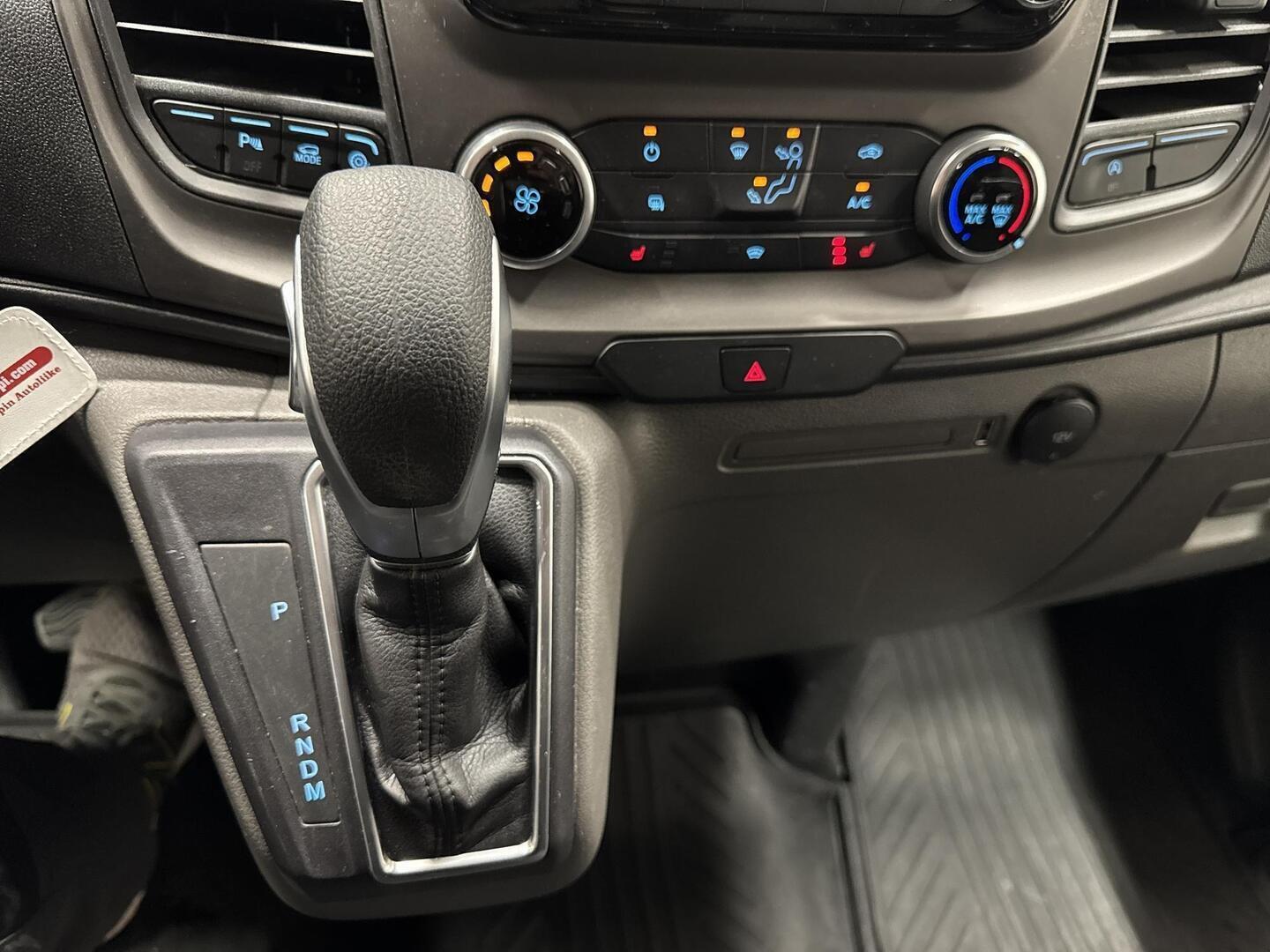 FORD Transit Custom 2023