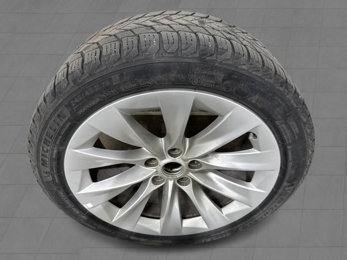 TESLA Model S 2020