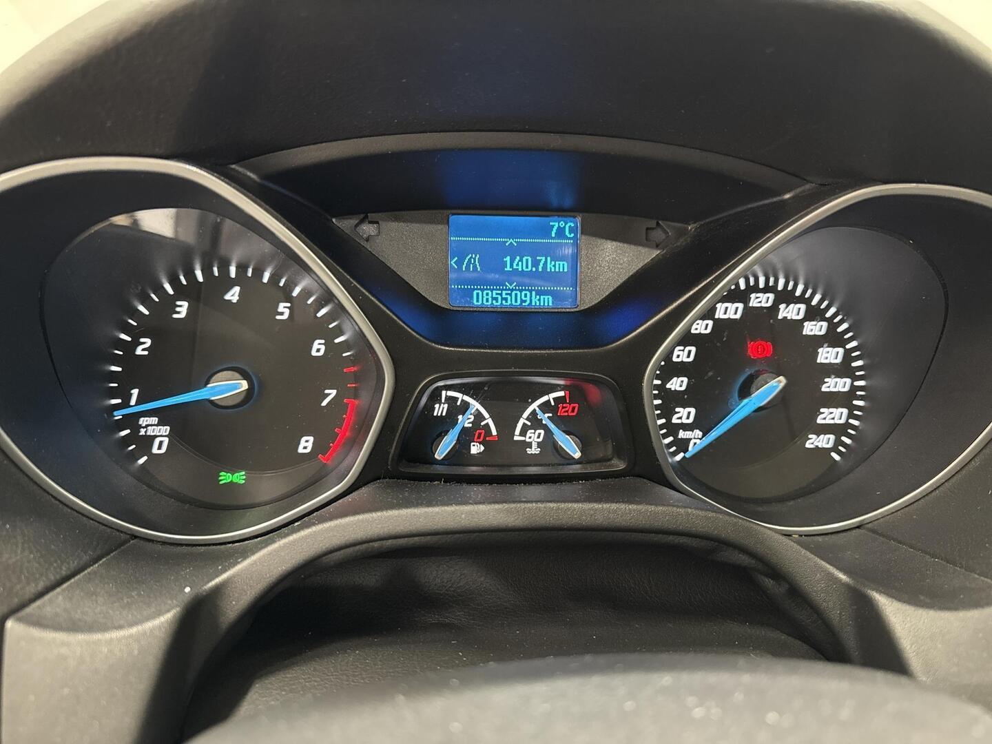 FORD Focus 2012