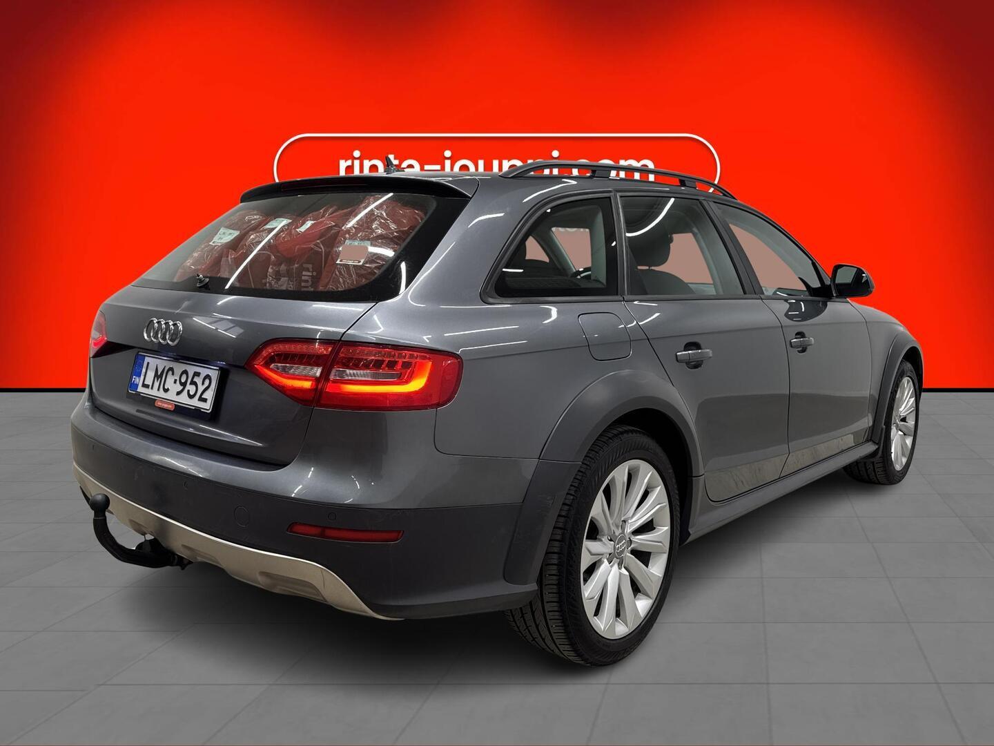 AUDI A4 allroad quattro 2013