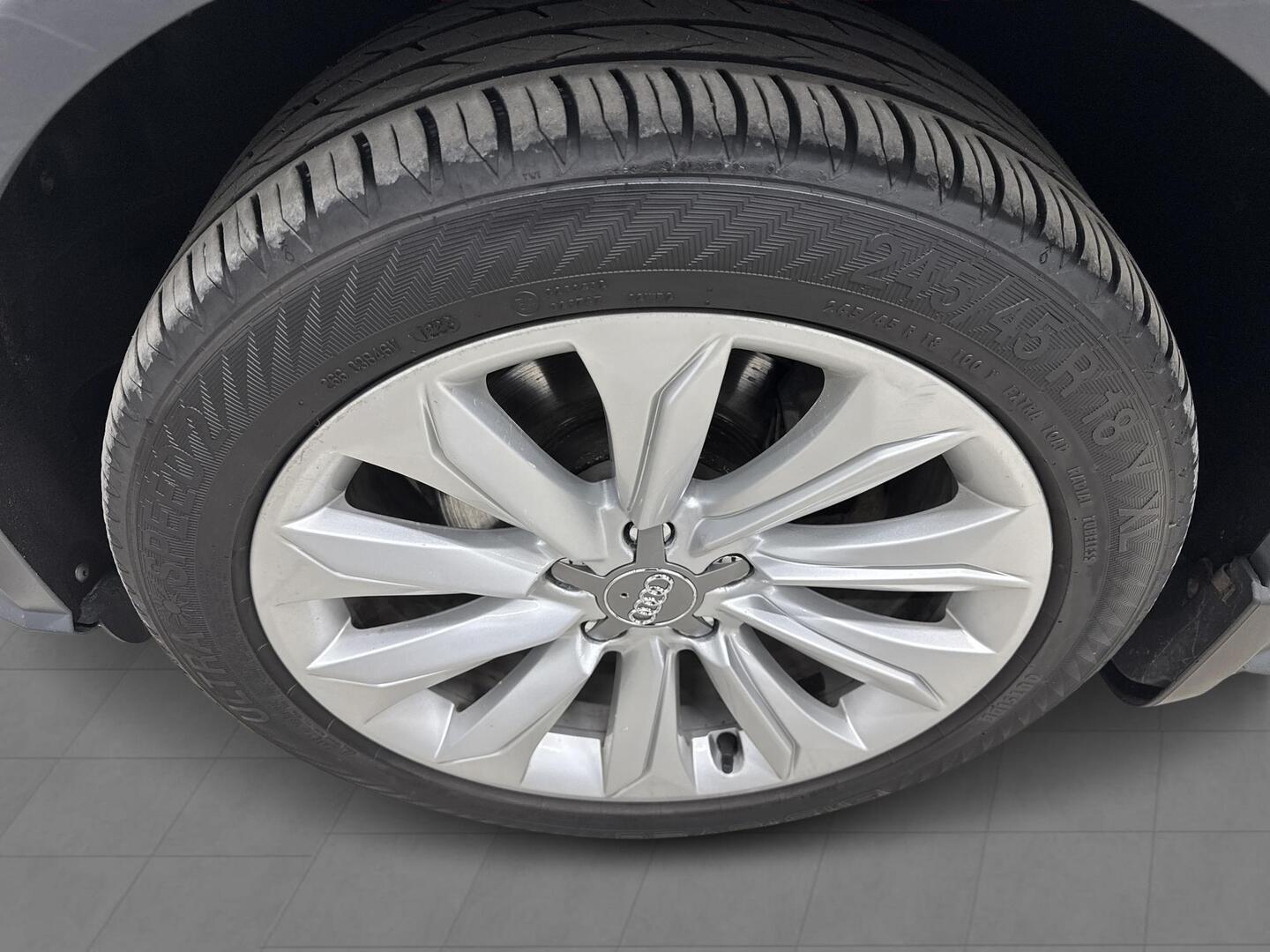 AUDI A4 allroad quattro 2013