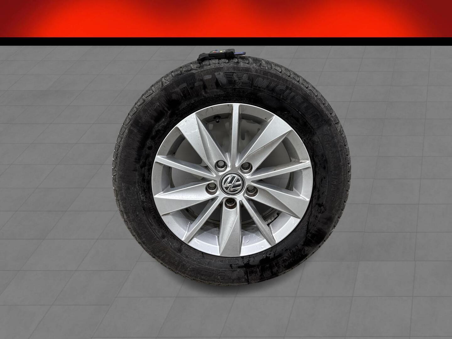 VOLKSWAGEN Golf 2015