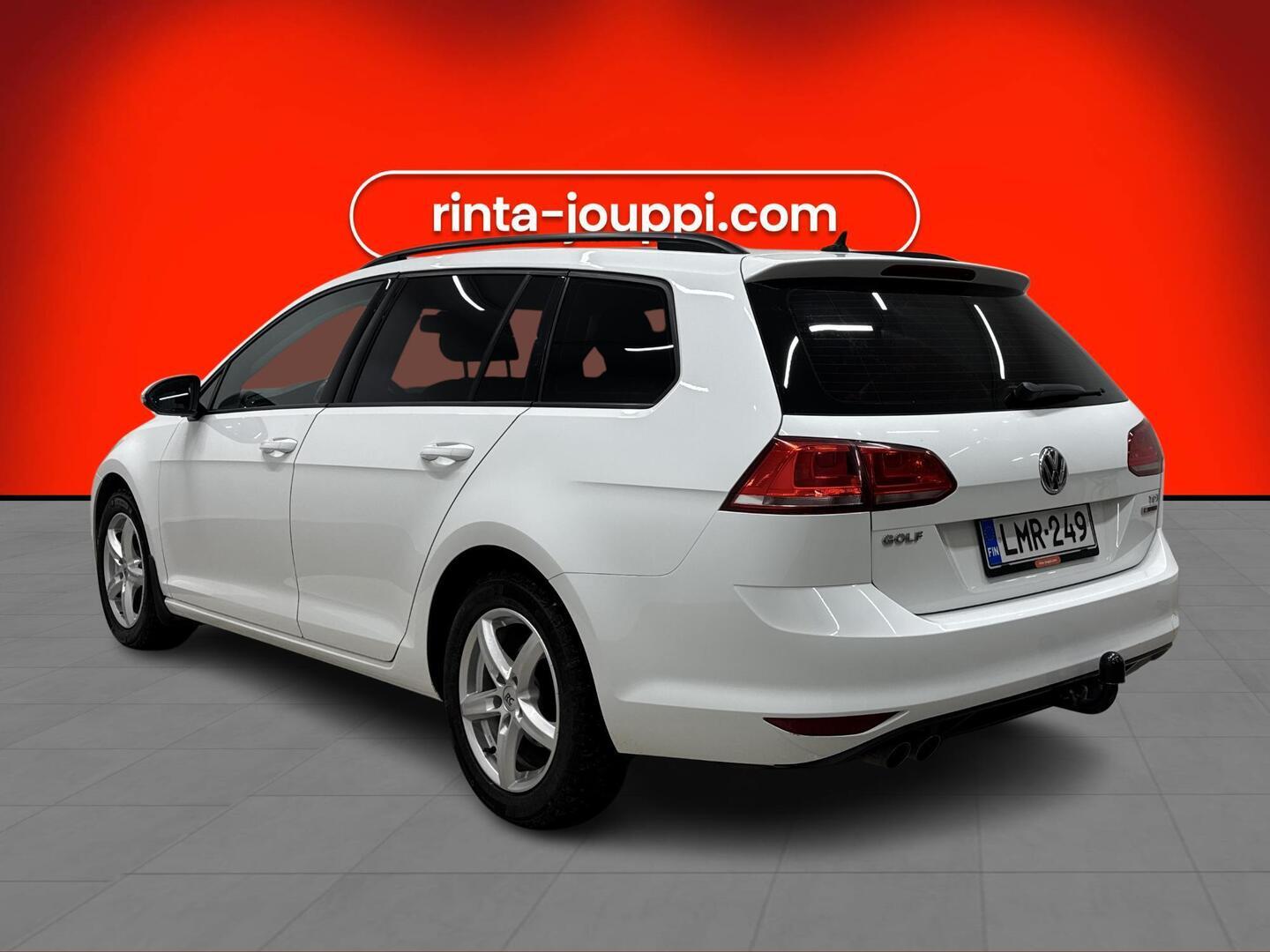 VOLKSWAGEN Golf 2015