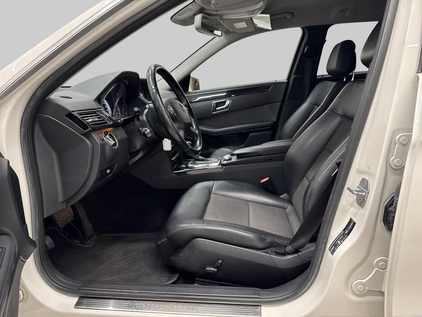 MERCEDES-BENZ E 2010