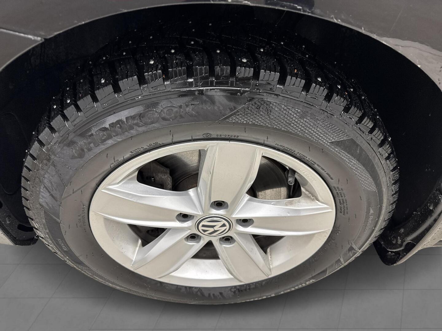 VOLKSWAGEN Golf 2017