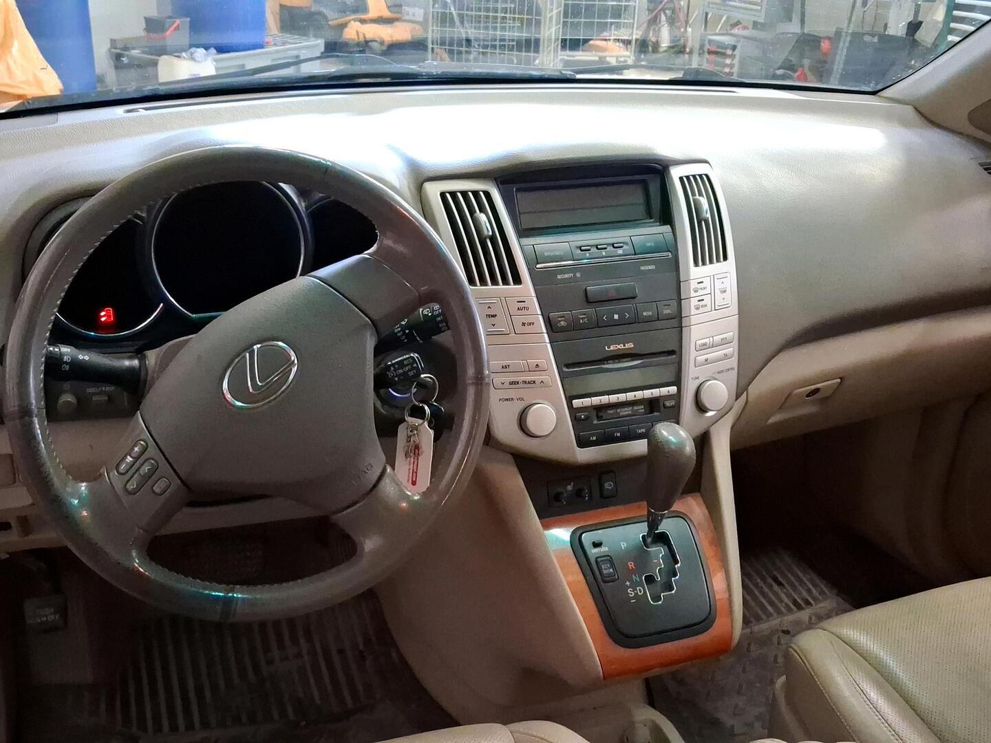 LEXUS RX 2004