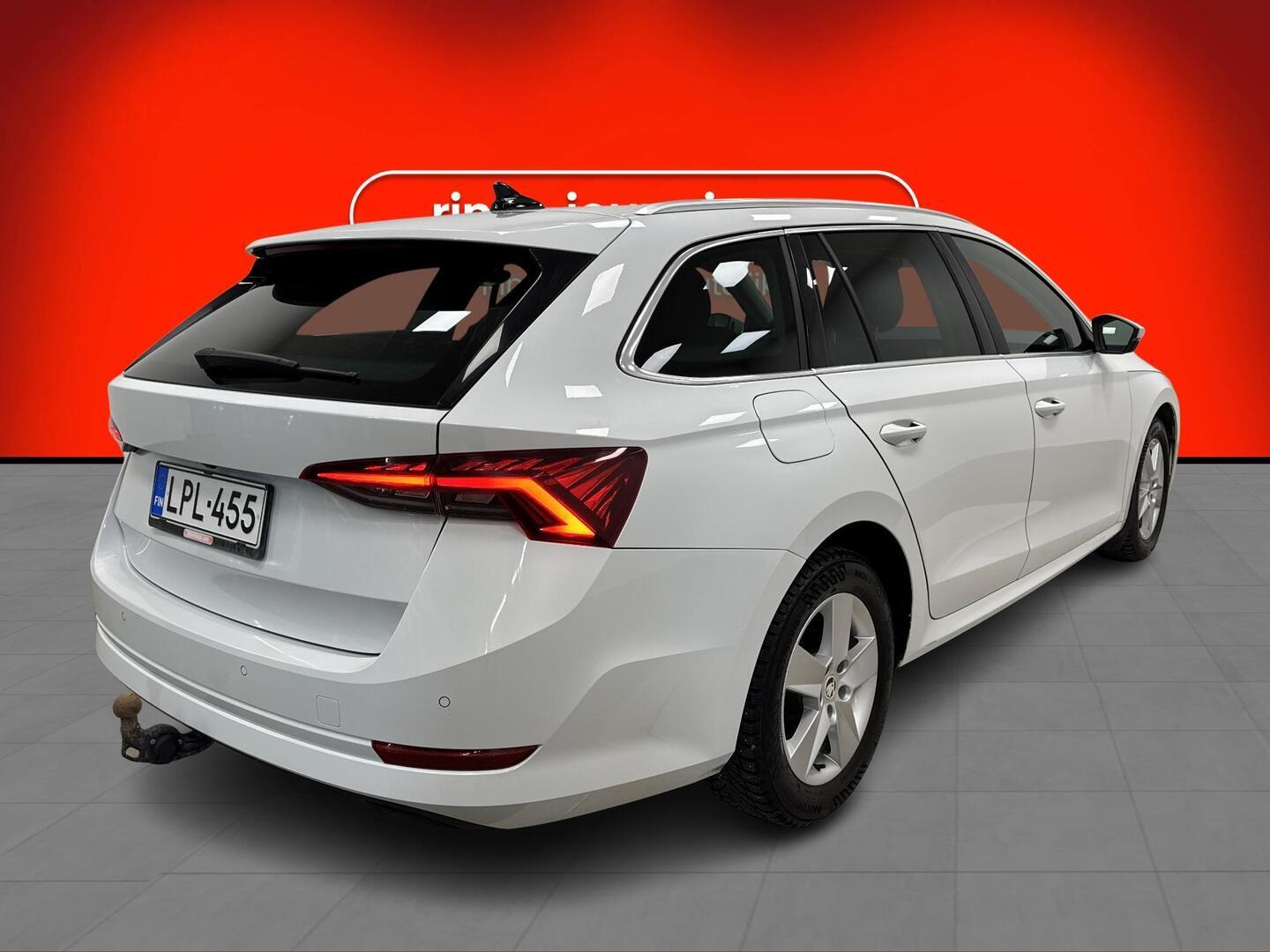 SKODA OCTAVIA 2021