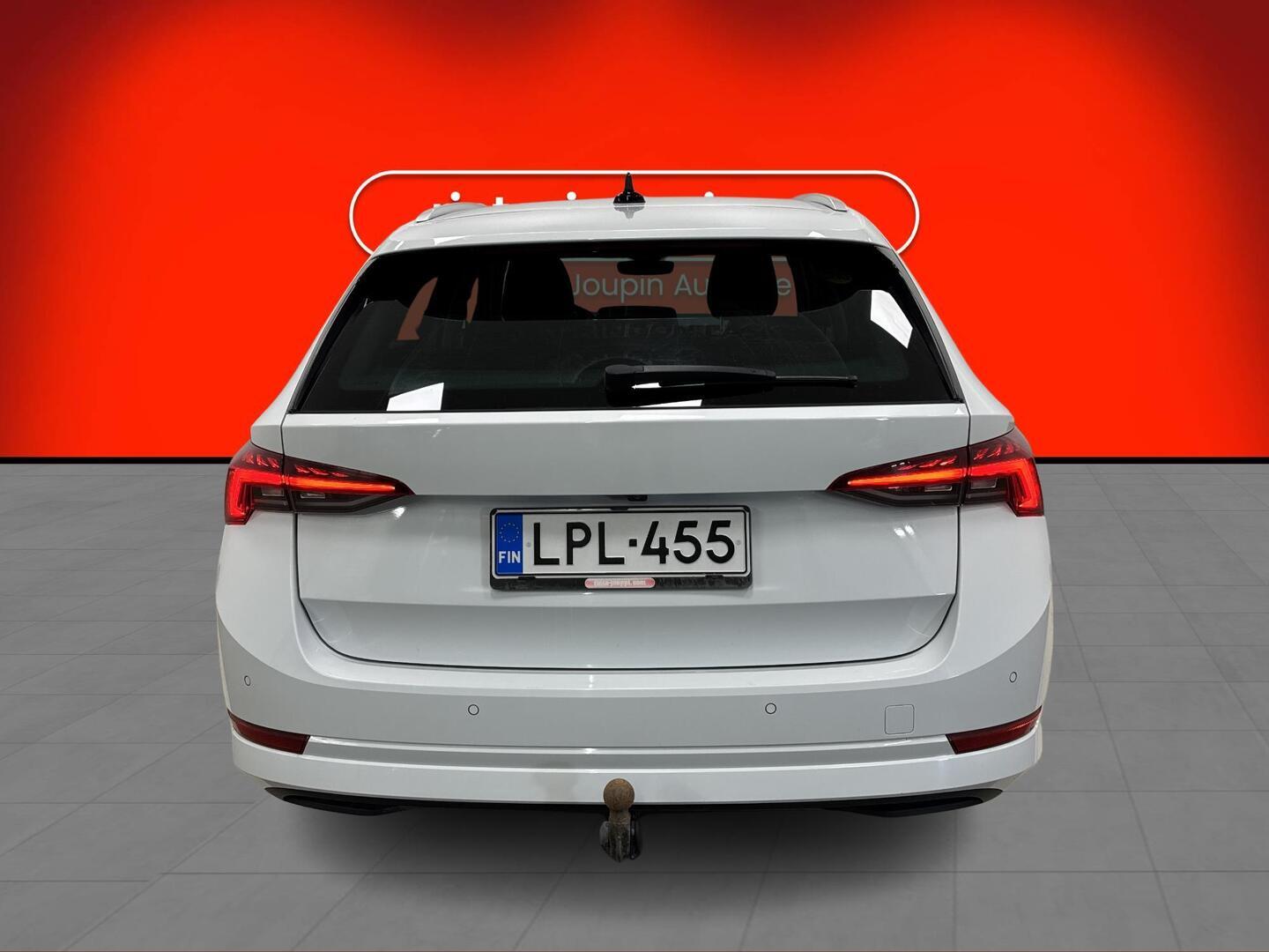 SKODA OCTAVIA 2021