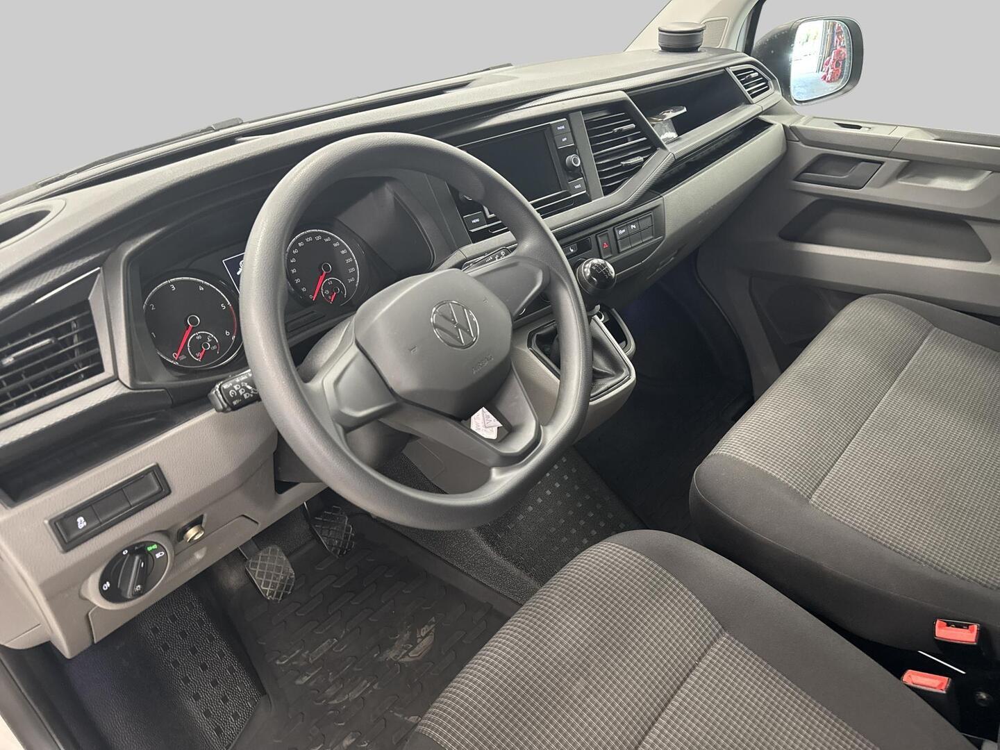 VOLKSWAGEN Transporter 2021