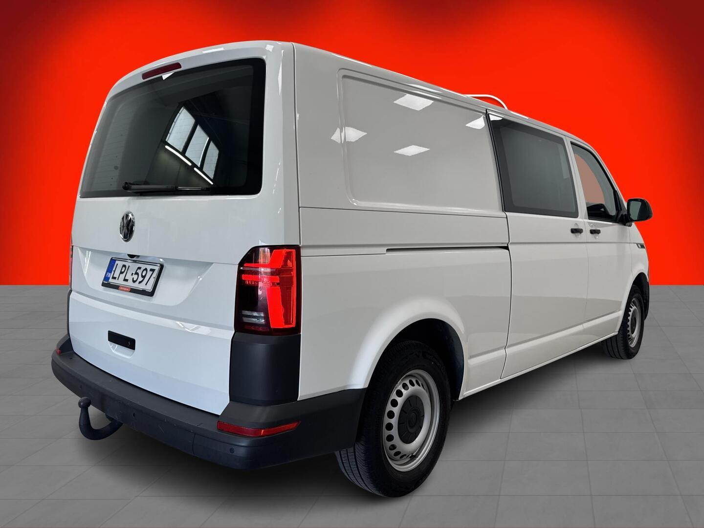 VOLKSWAGEN Transporter 2021