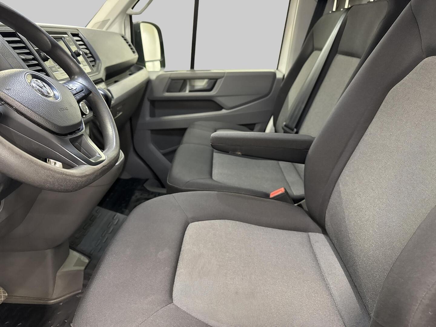 VOLKSWAGEN Crafter 2021