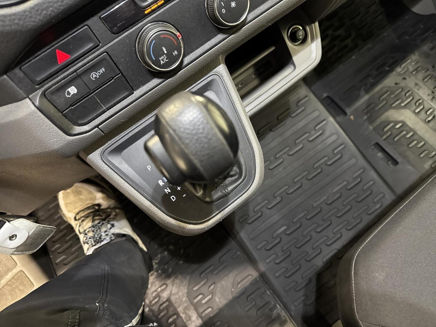 VOLKSWAGEN Crafter 2021