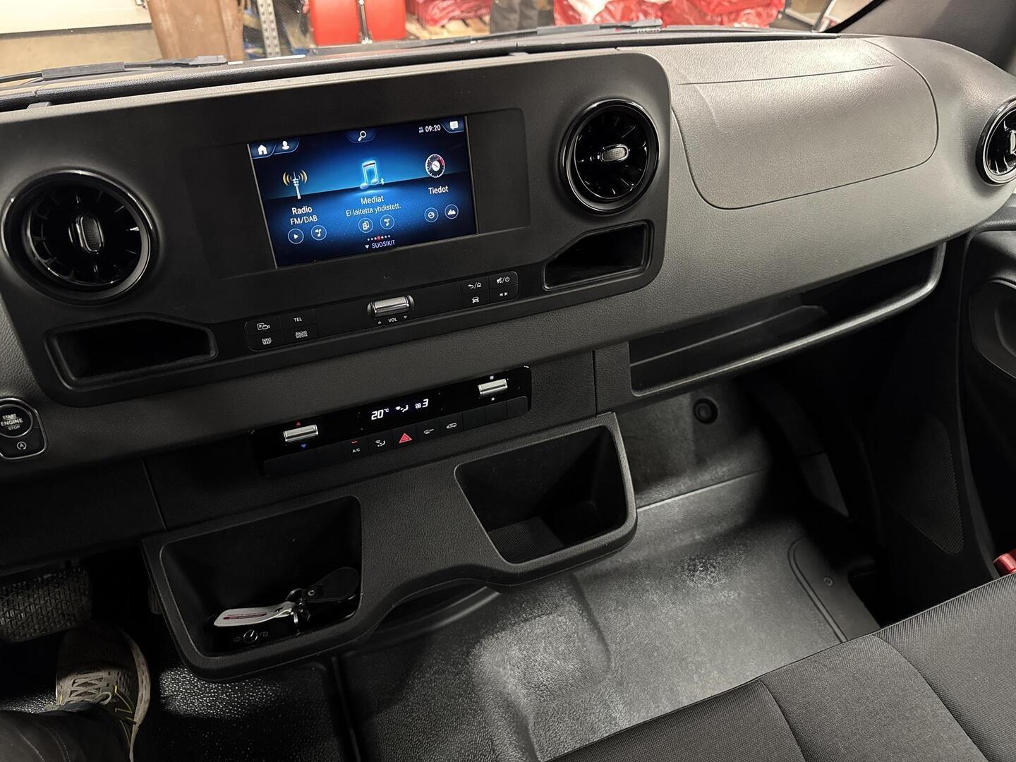 MERCEDES-BENZ Sprinter 2020