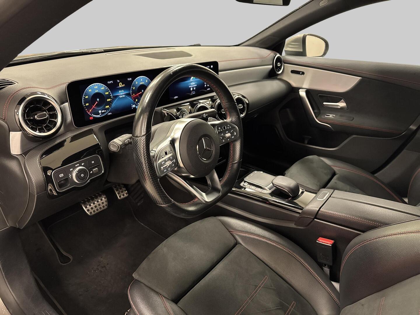 MERCEDES-BENZ CLA 2020