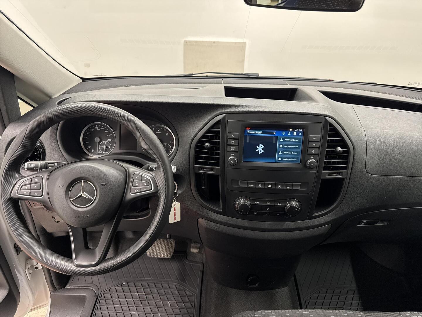 MERCEDES-BENZ VITO 2022