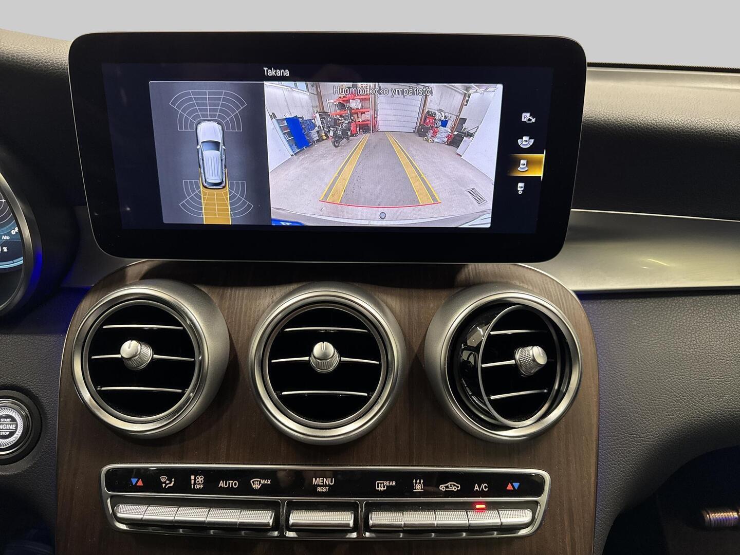 MERCEDES-BENZ GLC 2021