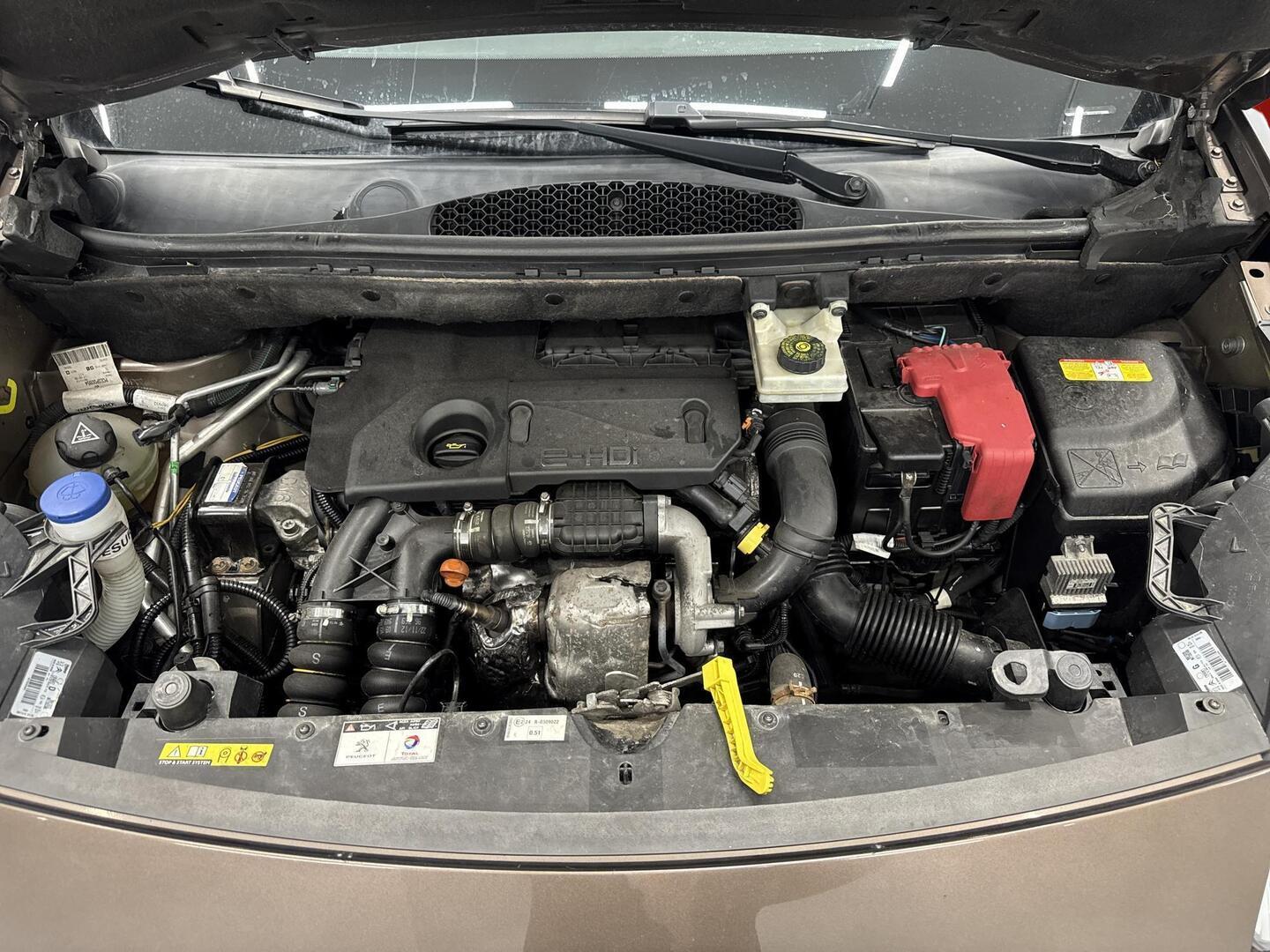 PEUGEOT Partner 2013