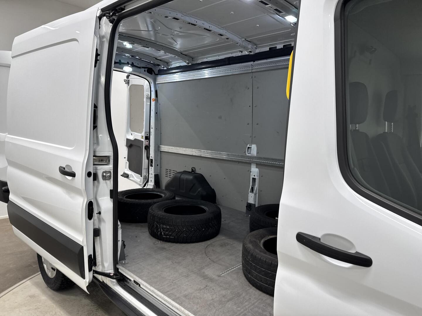FORD TRANSIT 2021