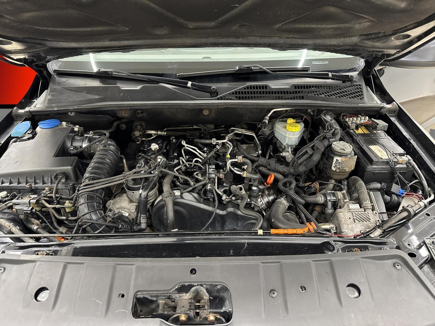 VOLKSWAGEN Amarok 2011