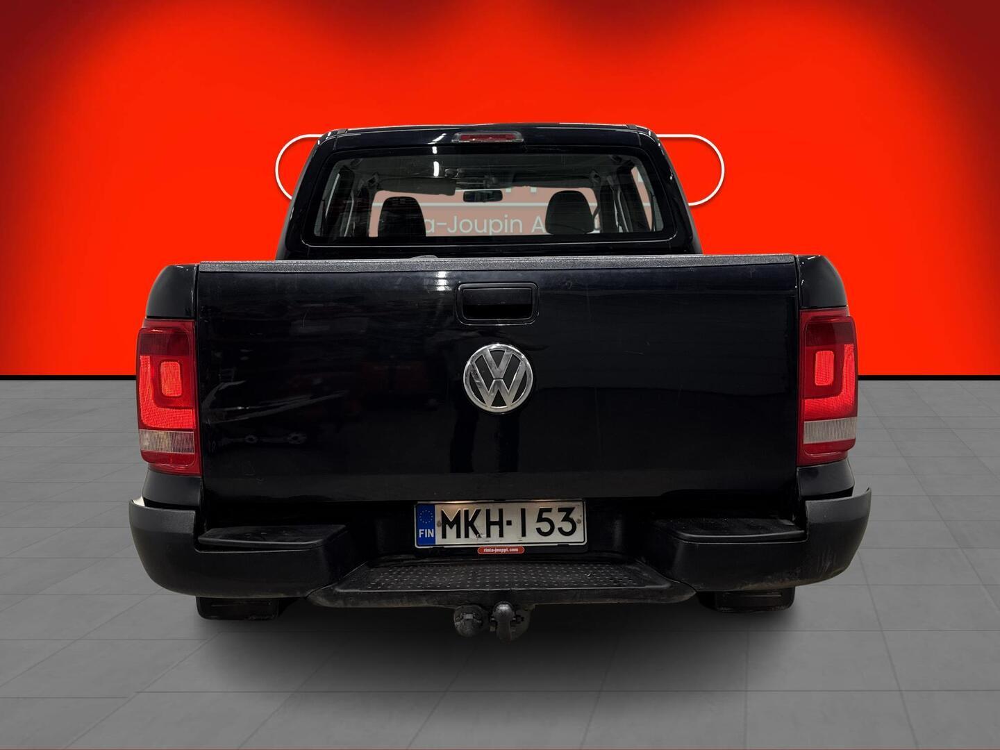 VOLKSWAGEN Amarok 2011