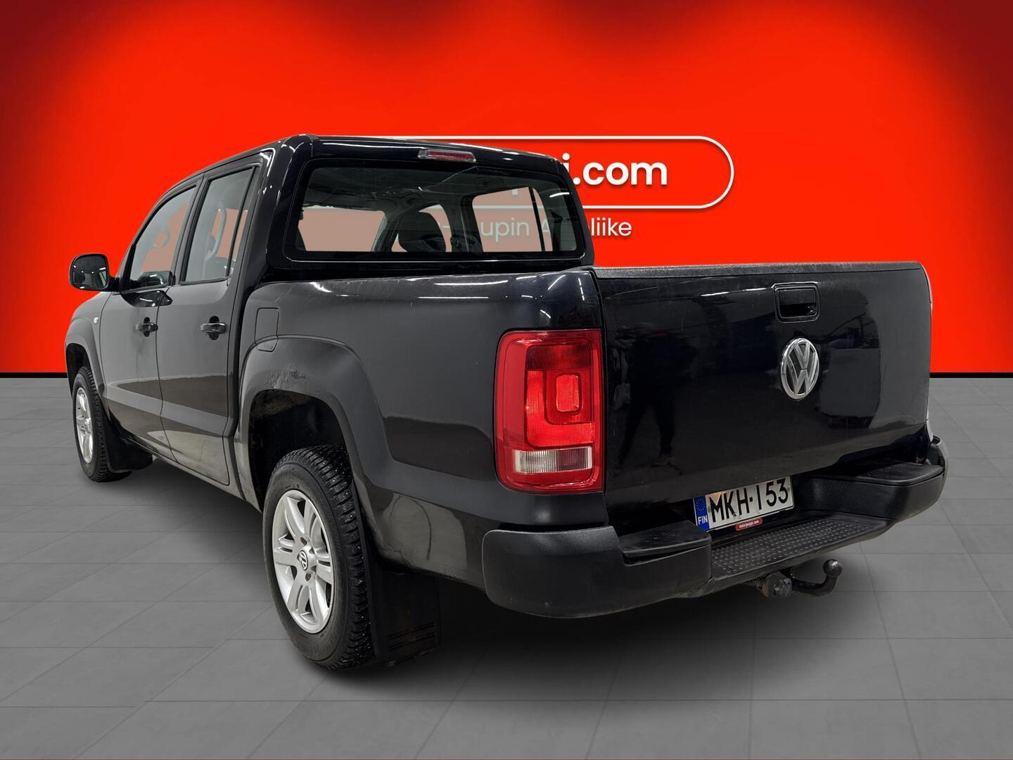 VOLKSWAGEN Amarok 2011