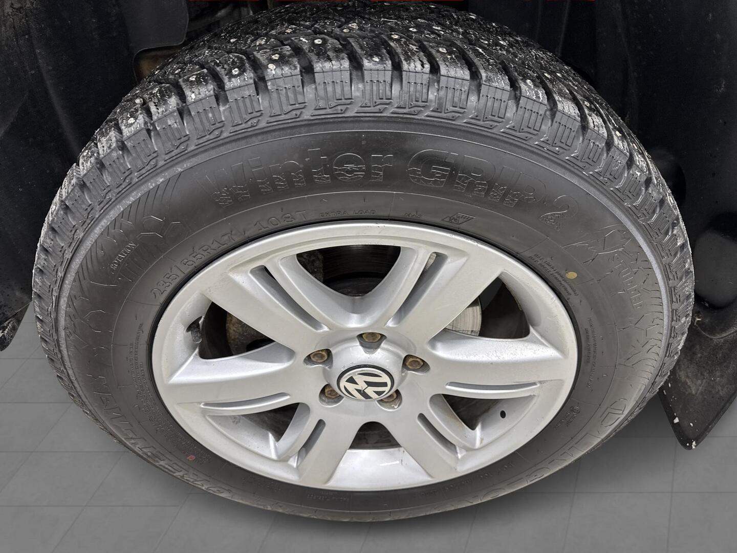 VOLKSWAGEN Amarok 2011