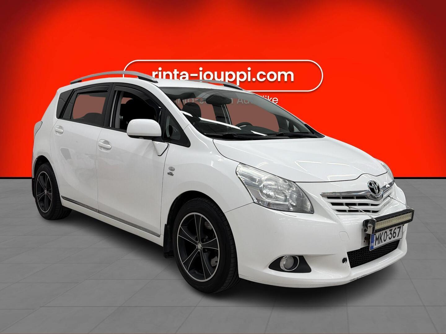 TOYOTA Verso 2011