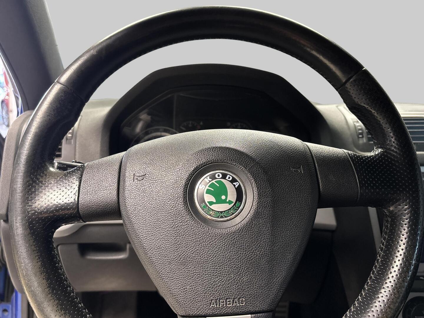 SKODA Octavia 2008