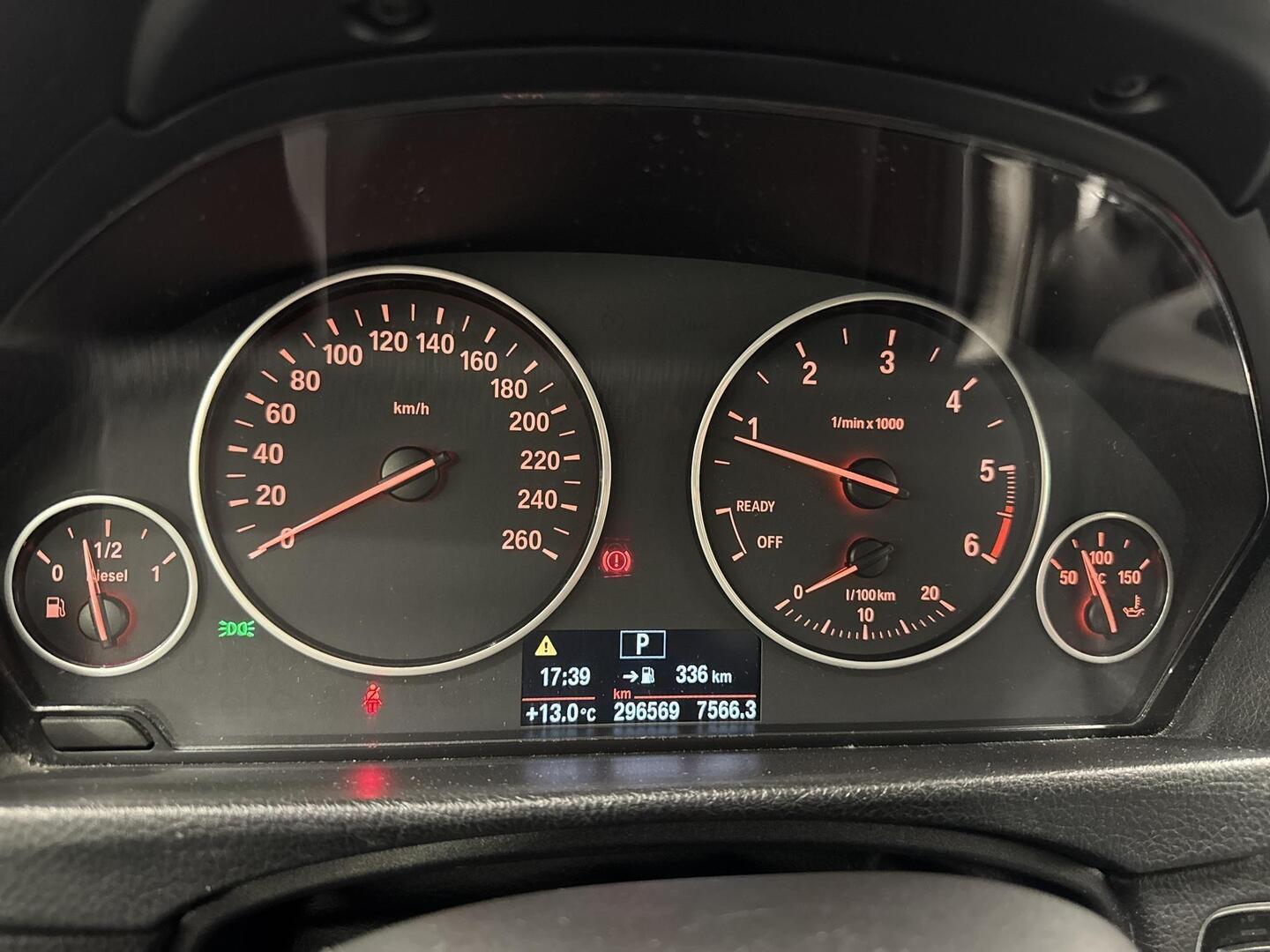 BMW 318 2012