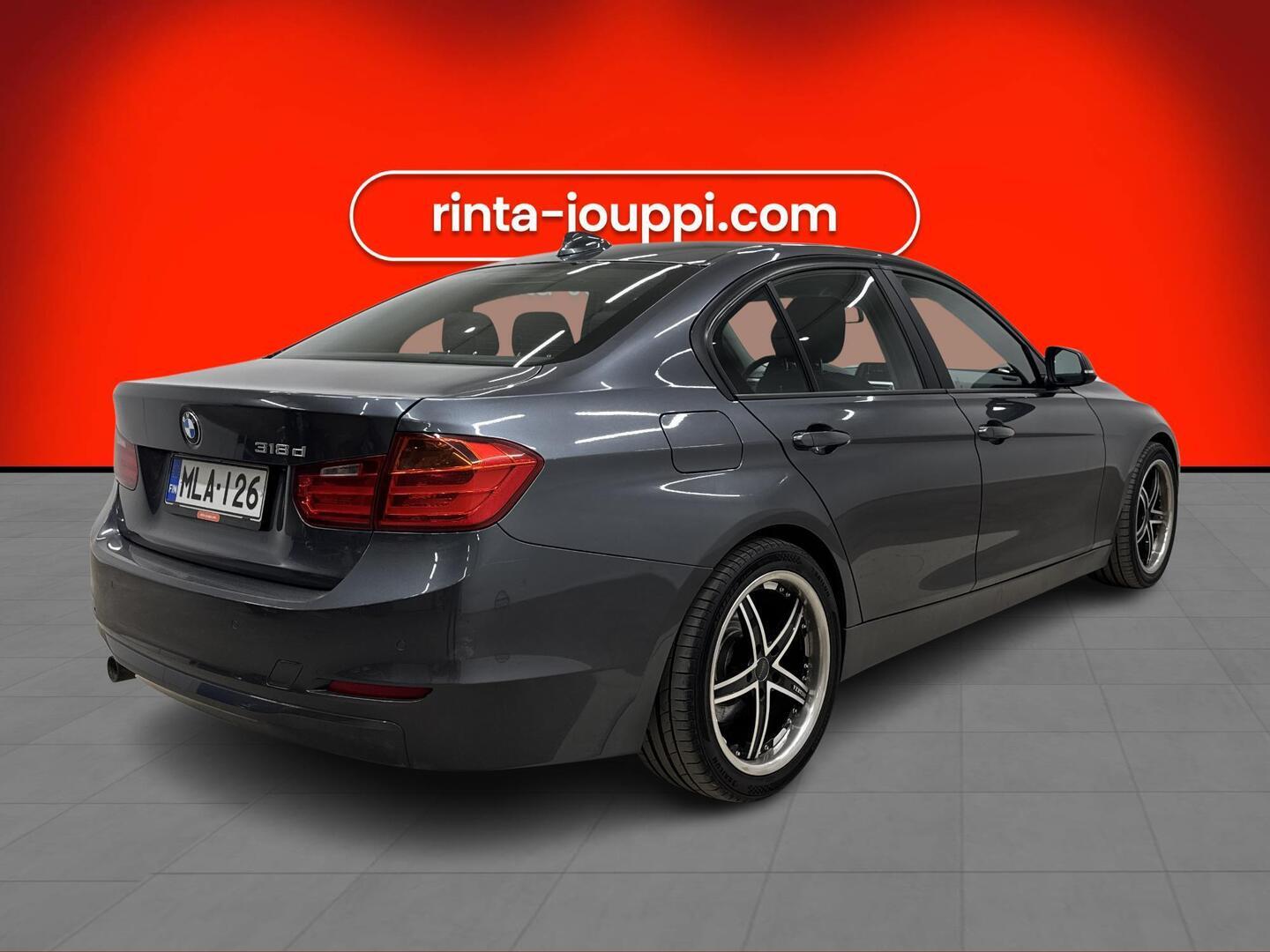 BMW 318 2012