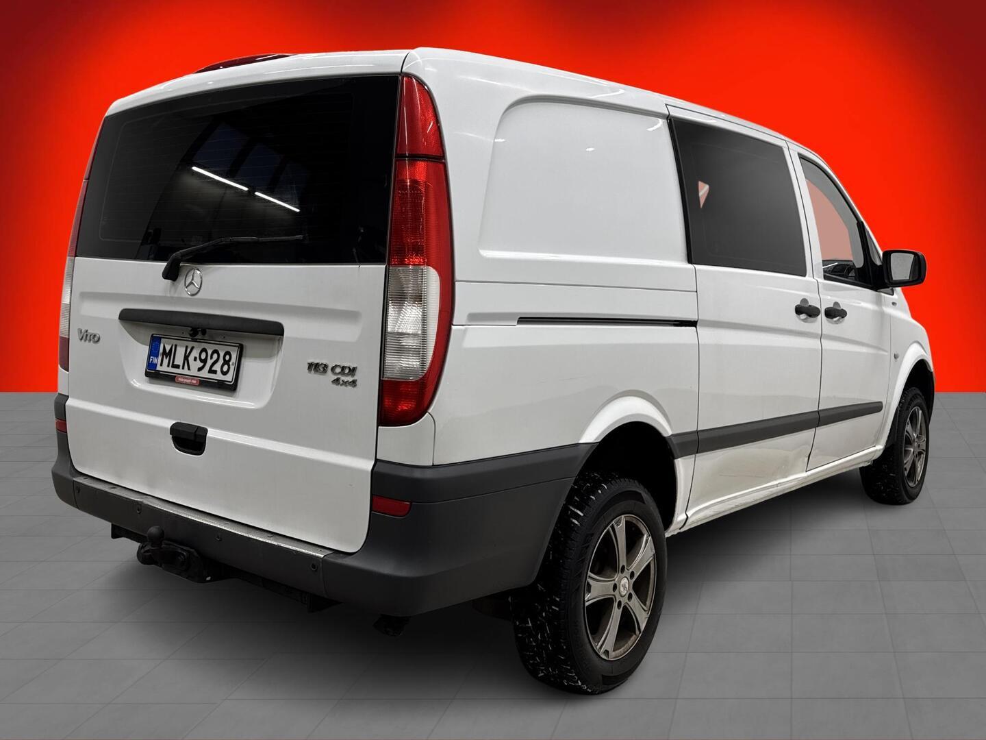 MERCEDES-BENZ Vito 2013