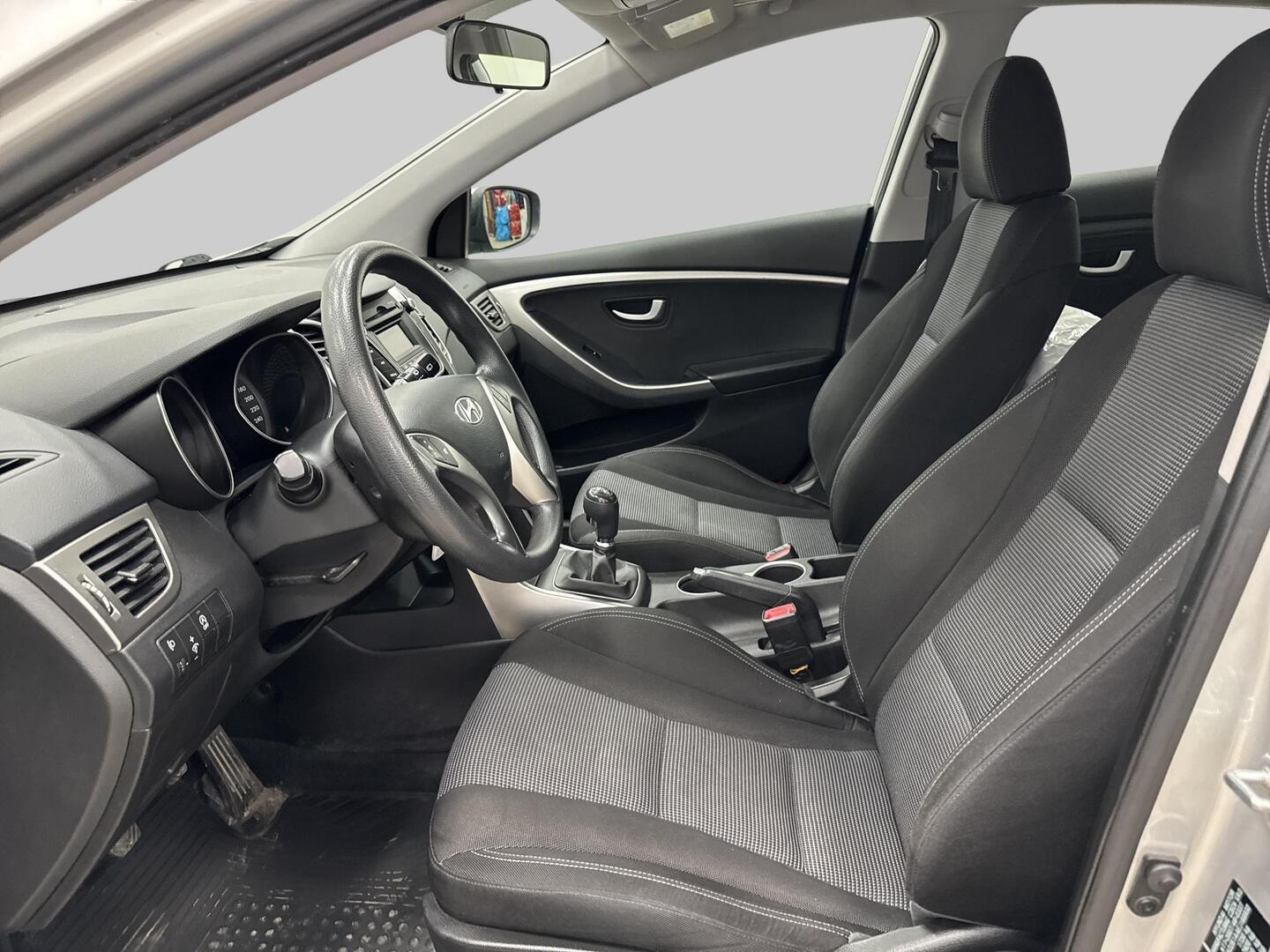 HYUNDAI i30 5d 2014