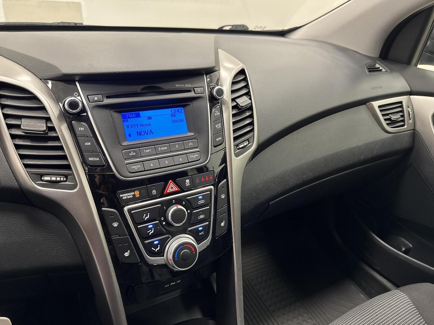 HYUNDAI i30 5d 2014