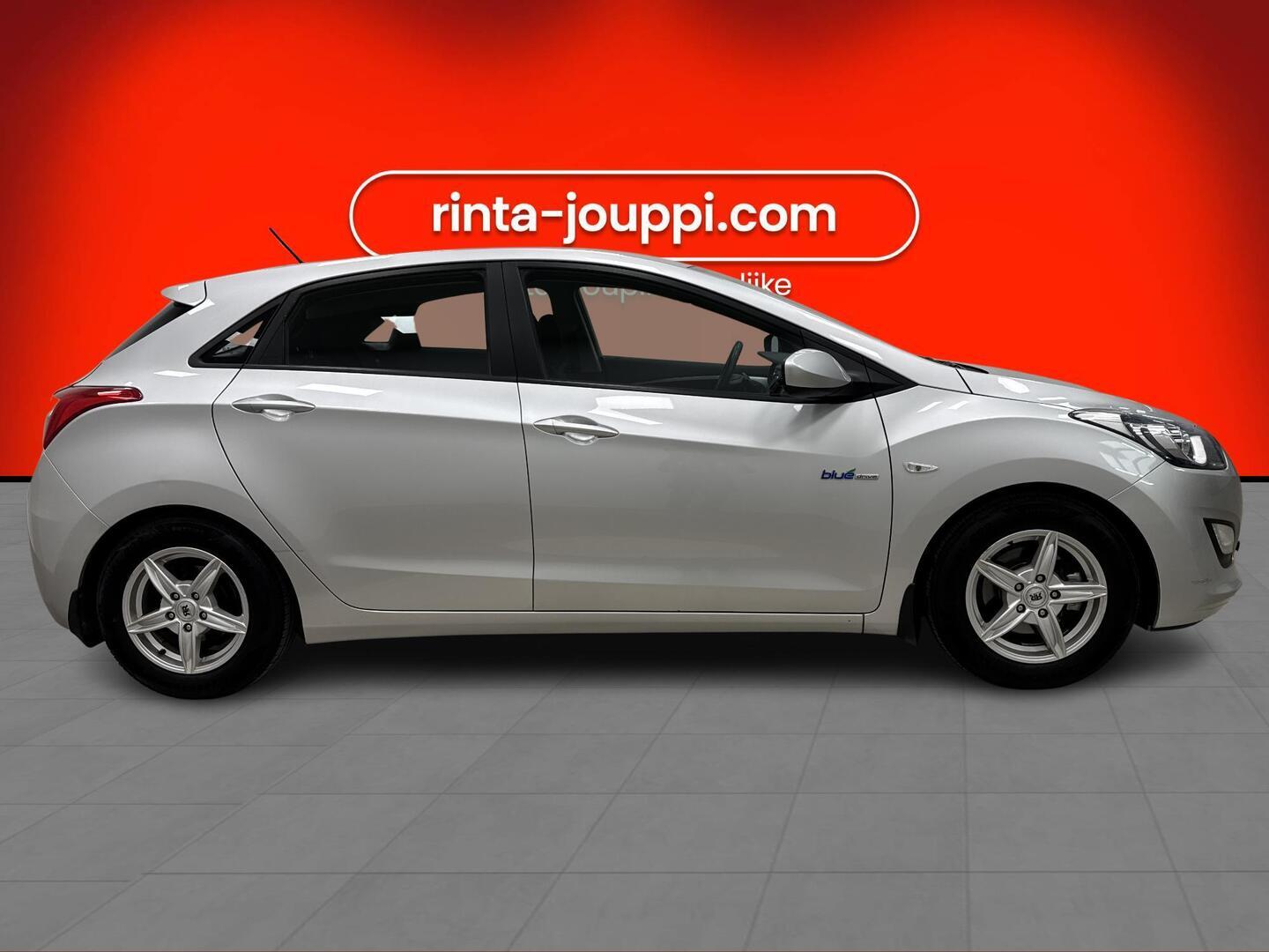 HYUNDAI i30 5d 2014