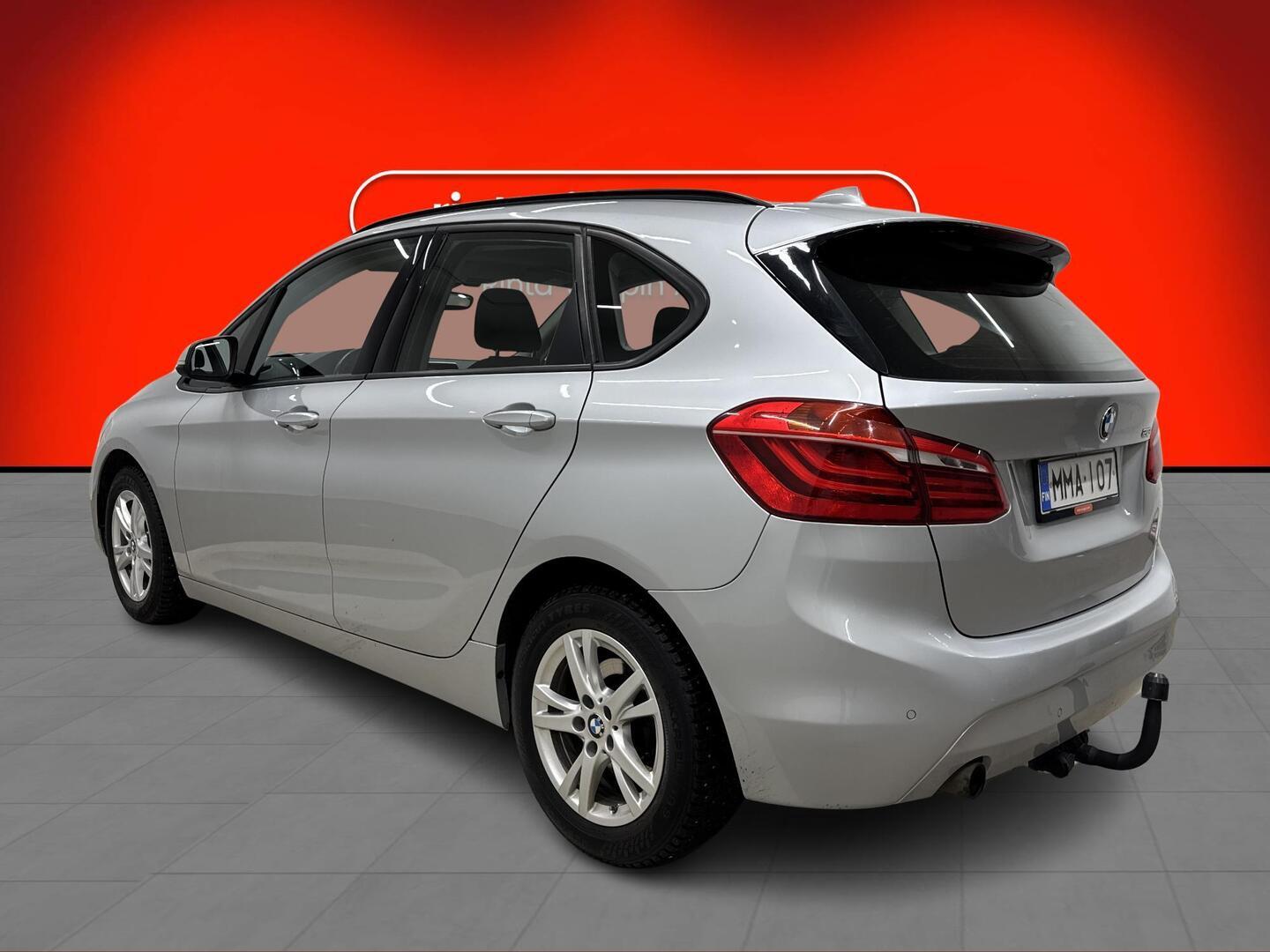 BMW 218 2014