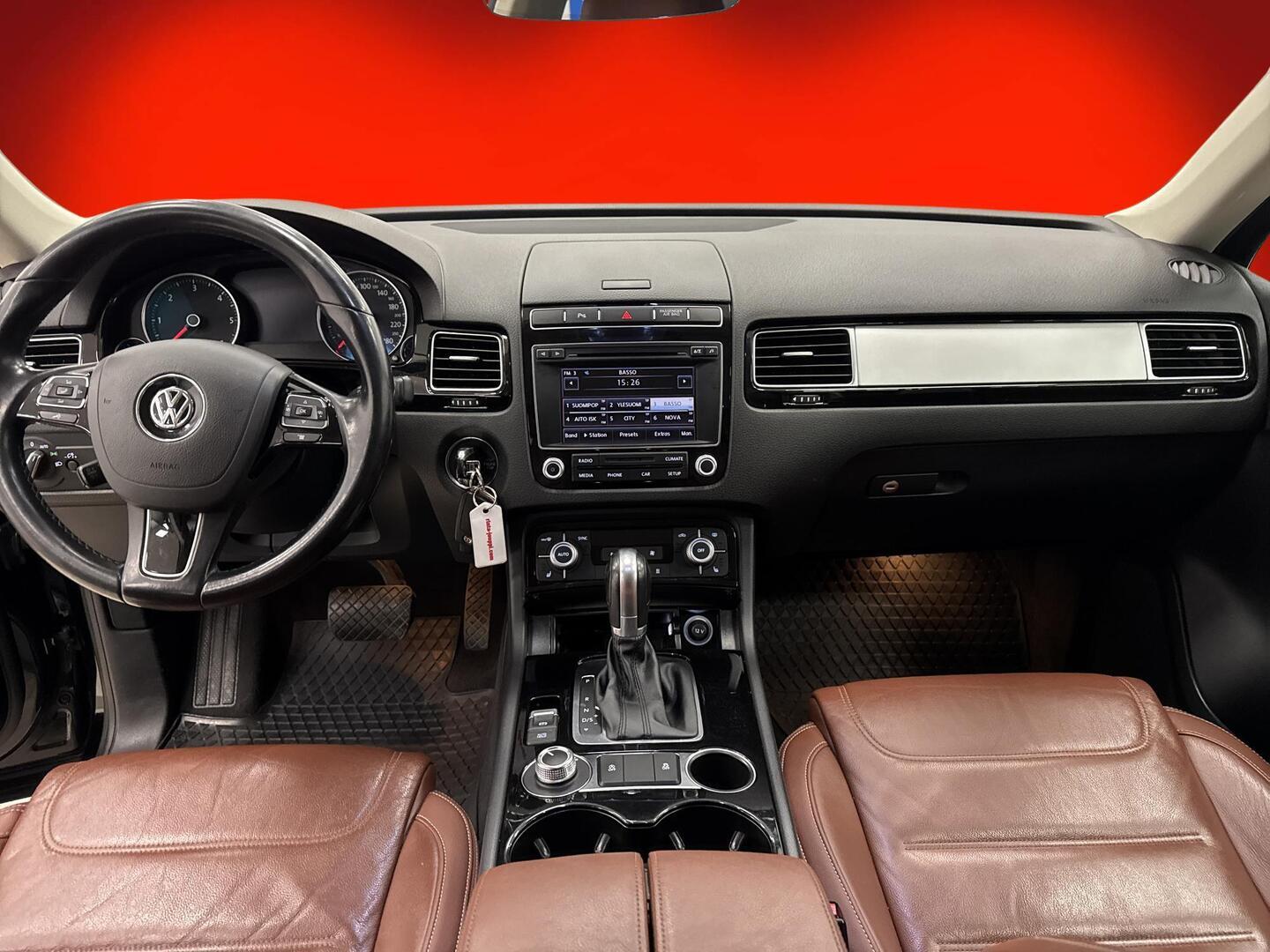 VOLKSWAGEN Touareg 2017